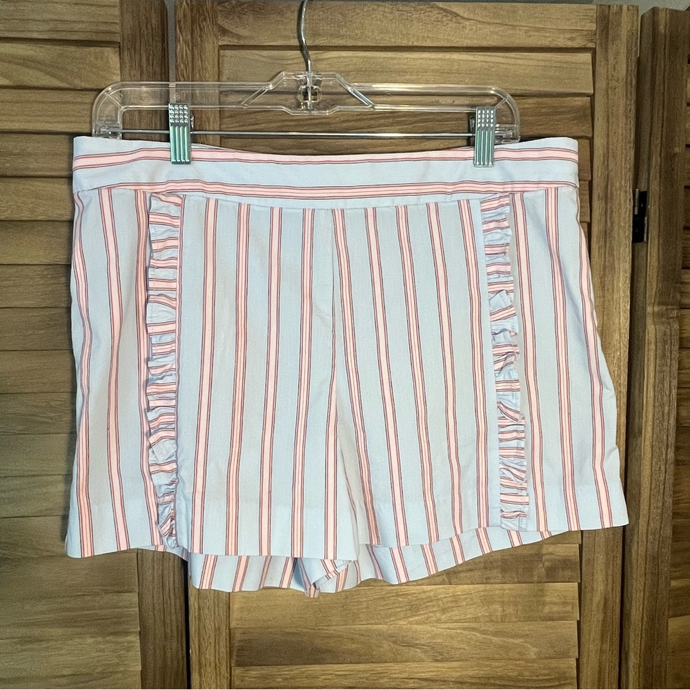 Loft Patriotic shorts. 4th of July.
